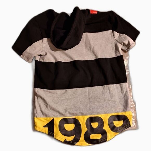 Black Pyramid Men short sleeve hoodie - Picture 5 of 5